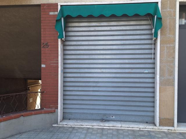 #2639780 Negozio su due piani in vendita - foto 1