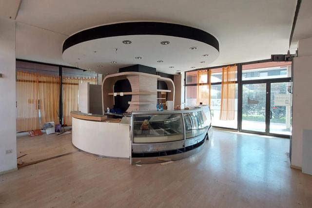 #25740 Locale commerciale con magazzino, cantina e garage in vendita - foto 15