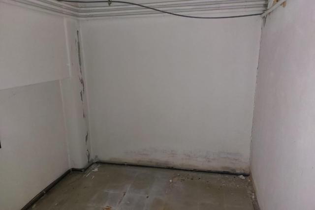 #25740 Locale commerciale con magazzino, cantina e garage in vendita - foto 2