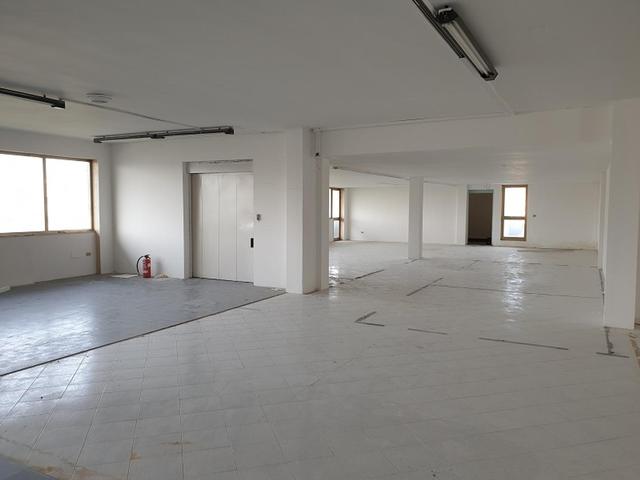 #14139 Locale commerciale di 2.800 mq in vendita - foto 24