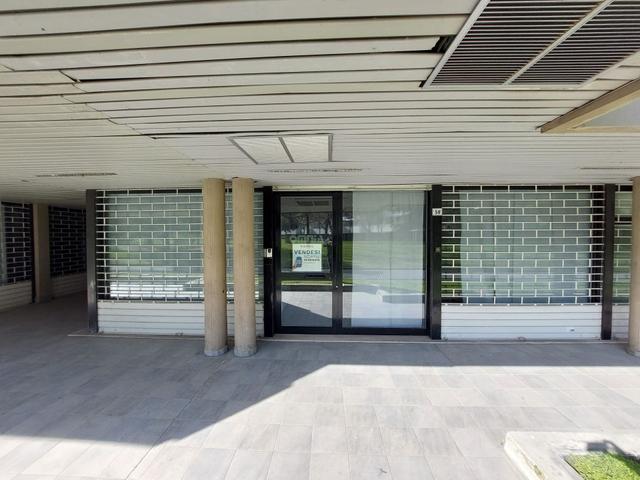 Grandi dimensioni in vendita