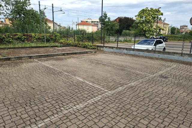 Posti auto in vendita