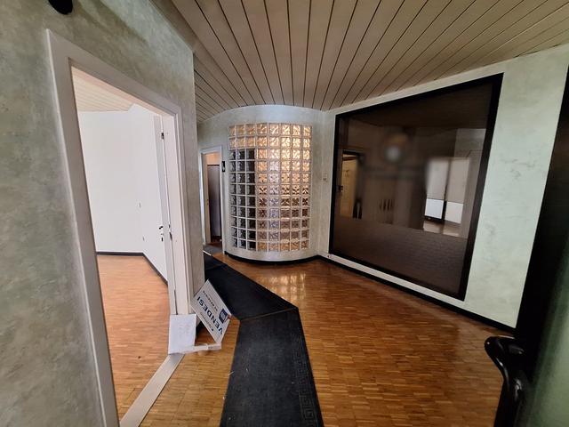 #20026 Negozio uso ufficio con pertinenze in vendita - foto 1