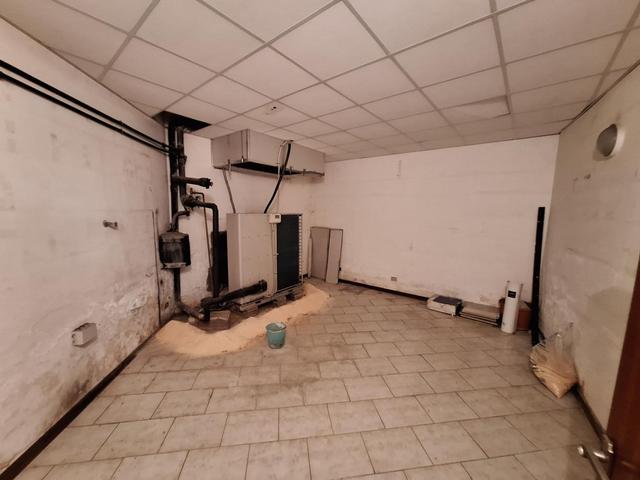 #20026 Negozio uso ufficio con pertinenze in vendita - foto 13