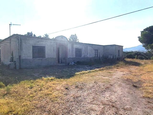 Rustici e casali in vendita
