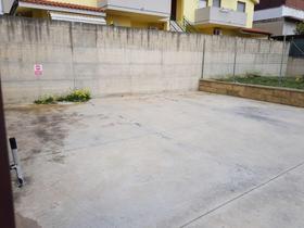 Posti auto in vendita