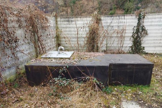 #14679 Capannone con aree urbane e parcheggio in vendita - foto 24