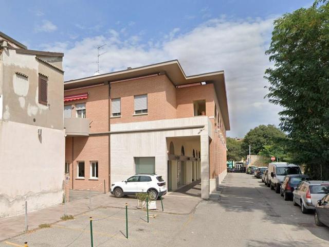 #14715 Negozio con autorimessa in vendita - foto 8