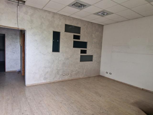 #2537341 capannone con uffici in vendita - foto 4