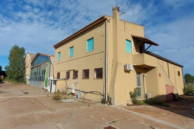 #19443 Complesso artigianale con cortile e pertinenze in vendita - foto 11