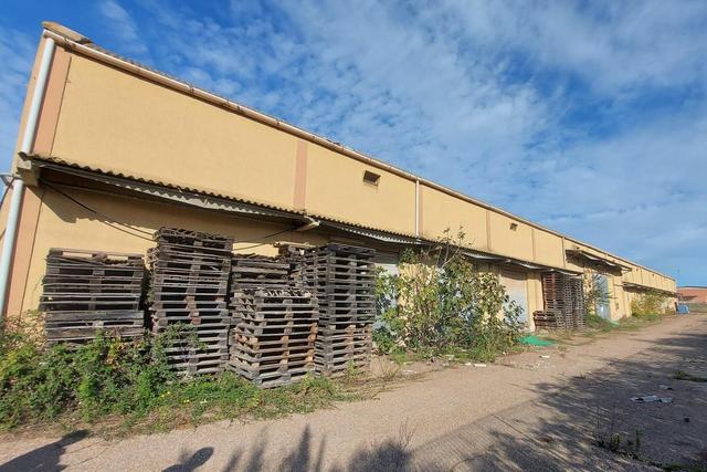 #19443 Complesso artigianale con cortile e pertinenze in vendita - foto 27