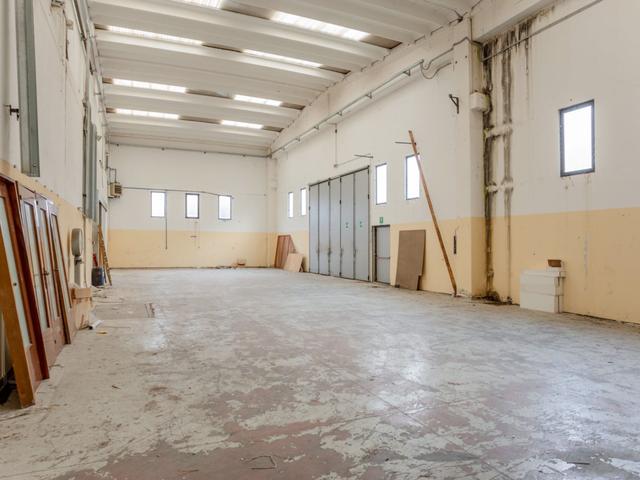 Stabilimenti produttivi in vendita