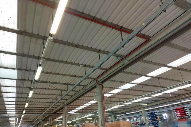 #17971 Capannone produttivo con servizi e cortile in vendita - foto 11