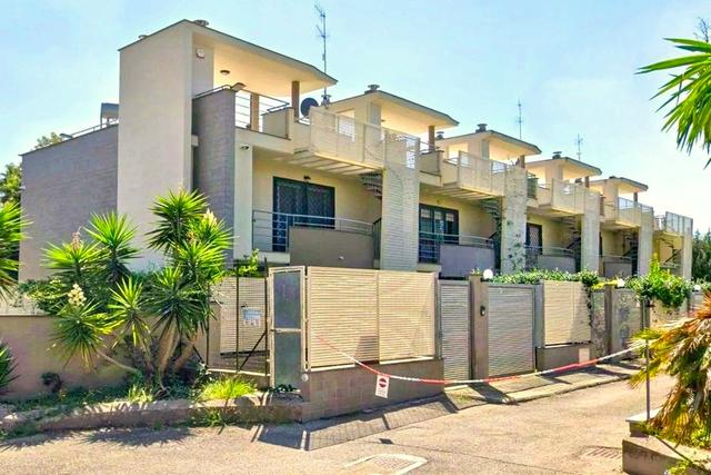 Posti auto in vendita