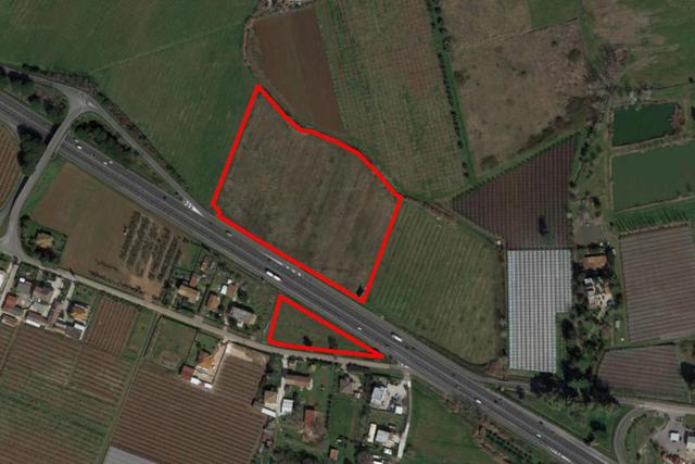 #23067 Terreno agricolo di 30.282 mq in vendita - foto 1