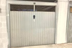 Garage in vendita