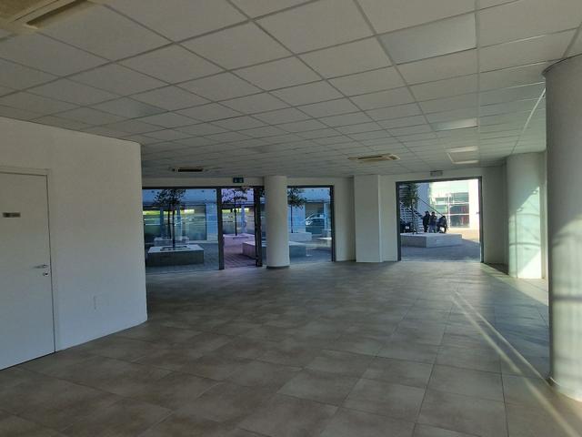 #2537565 Locale commerciale al piano terra in vendita - foto 12