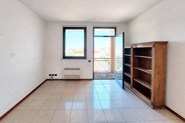 #24349 Ufficio piano sesto in zona semicentrale in vendita - foto 3
