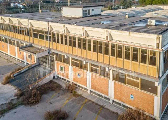 Stabilimenti produttivi in vendita