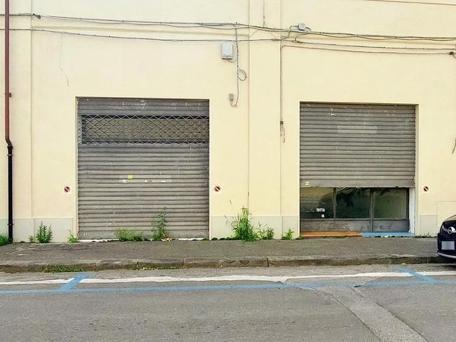 #21597 Negozio open-space in zona centrale in vendita - foto 1