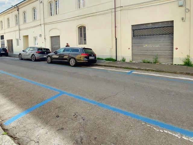 #21597 Negozio open-space in zona centrale in vendita - foto 3