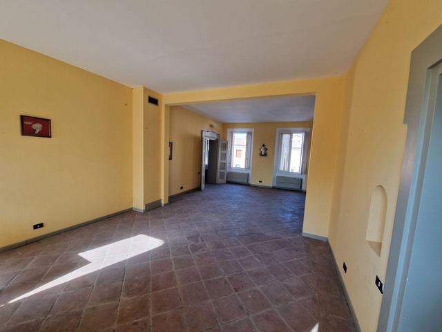 Palazzi in vendita