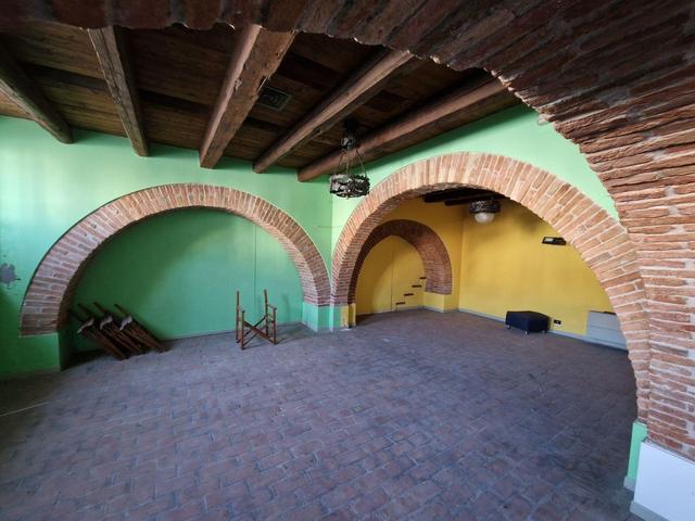 Palazzi in vendita