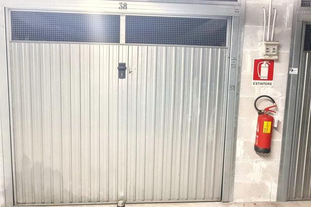 Garage in vendita