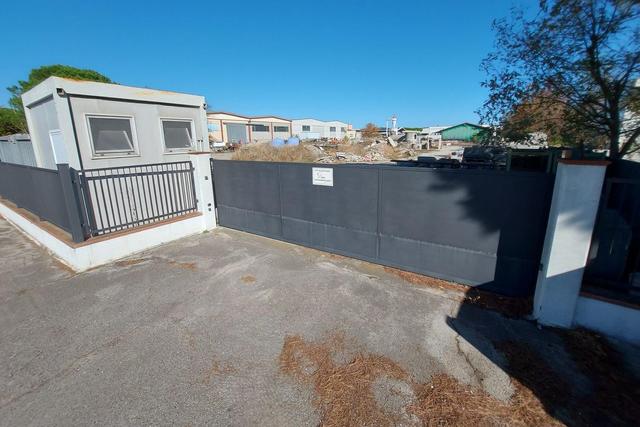 #22064 Terreno edificabile con magazzino in vendita - foto 4