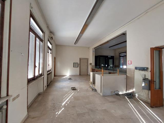 Bancari in vendita