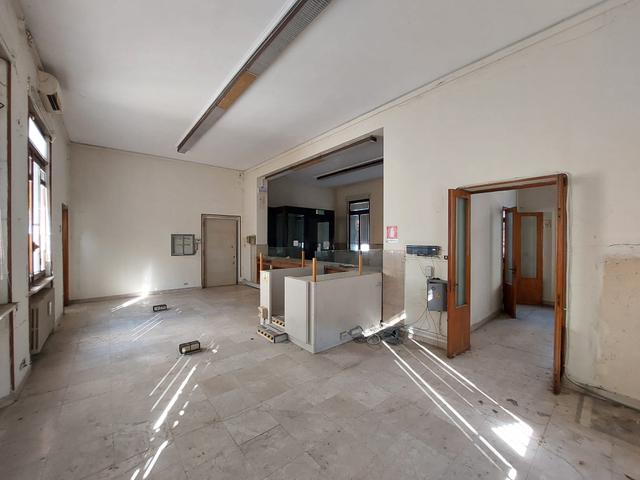 #2528007 Locale commerciale in Vendita _ ZEME in vendita - foto 11