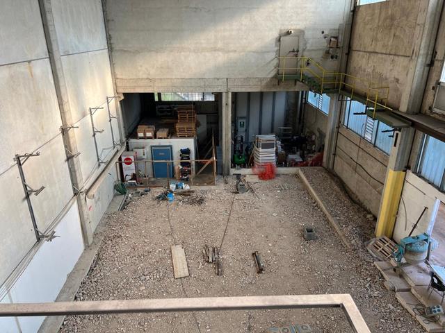 #2638154 Capannone completamente ristrutturato con uffici e area esterna in vendita - foto 5