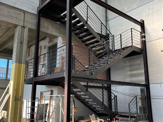 #2638154 Capannone completamente ristrutturato con uffici e area esterna in vendita - foto 10