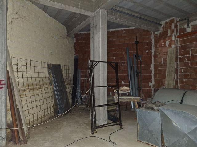 Negozi in vendita