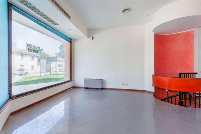 #24339 Negozio in complesso commerciale in vendita - foto 8