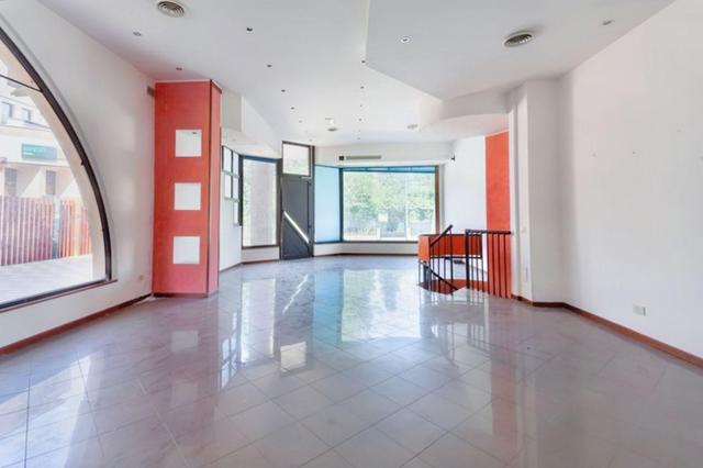 #24339 Negozio in complesso commerciale in vendita - foto 2