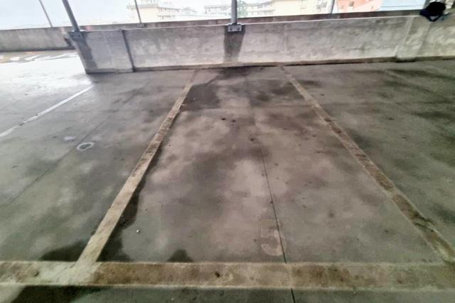 Posti auto in vendita