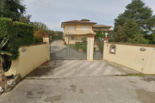 Ville in vendita