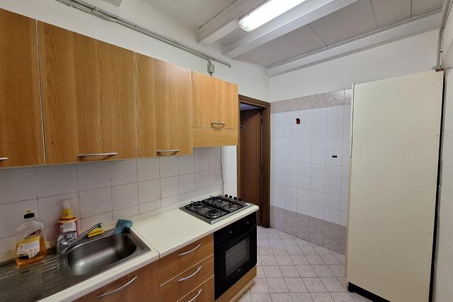 #2638397 Laboratorio artigianale con cortile esclusivo in vendita - foto 12