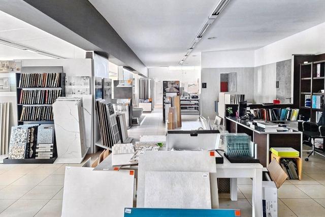 #25835 Capannone commerciale con ampio piazzale in vendita - foto 24