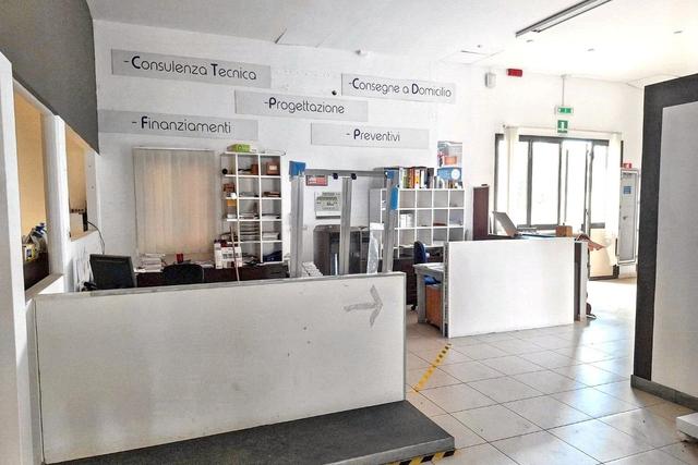 #25835 Capannone commerciale con ampio piazzale in vendita - foto 22