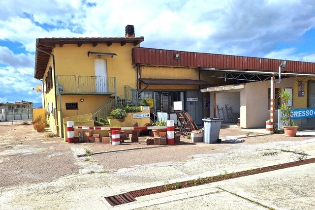 #25835 Capannone commerciale con ampio piazzale in vendita - foto 20