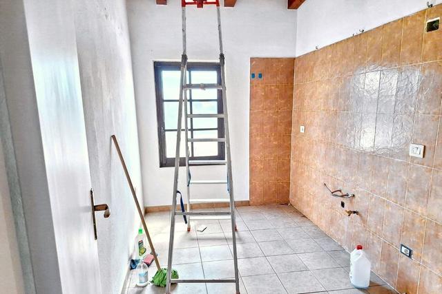 #25835 Capannone commerciale con ampio piazzale in vendita - foto 7