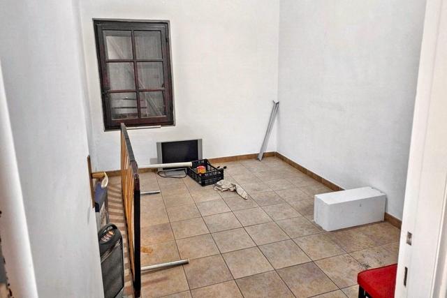 #25835 Capannone commerciale con ampio piazzale in vendita - foto 6