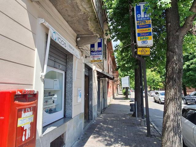 Negozi in vendita