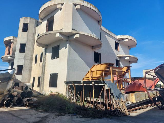 #2537908 Palazzina uffici grezza con pertinenze in vendita - foto 6