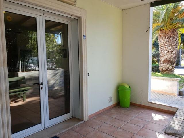 #9717 Locale commerciale in villaggio polifunzionale (sub 294) in vendita - foto 8
