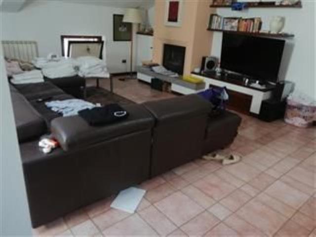 Negozi in vendita