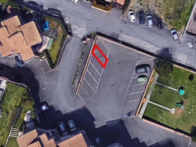 Posti auto in vendita