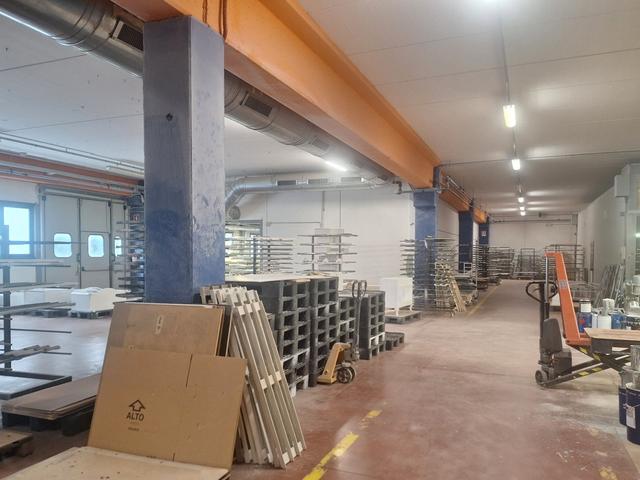 #2640030 Ampio opificio industriale con corte esclusiva e doppi accessi carrabili in vendita - foto 17